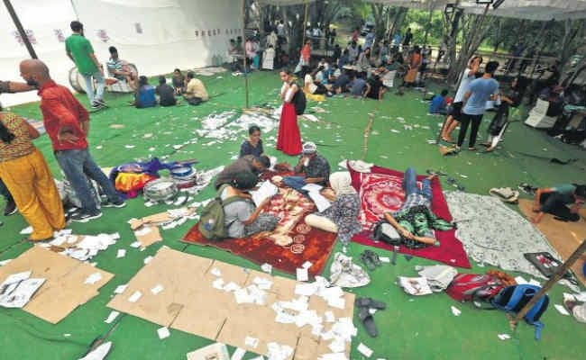 JNU छात्र संघ चुनाव: समिति ने शुरू की मतगणना, मगर अदालत ने परिणाम पर लगाई है रोक