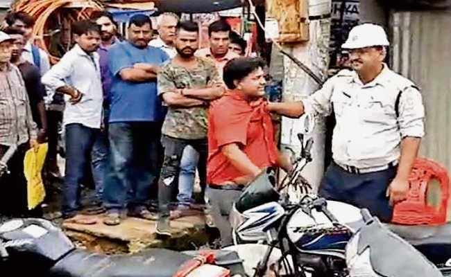 चेकिंग के दौरान वीडियो बनाने से नहीं रोक सकती पुलिस