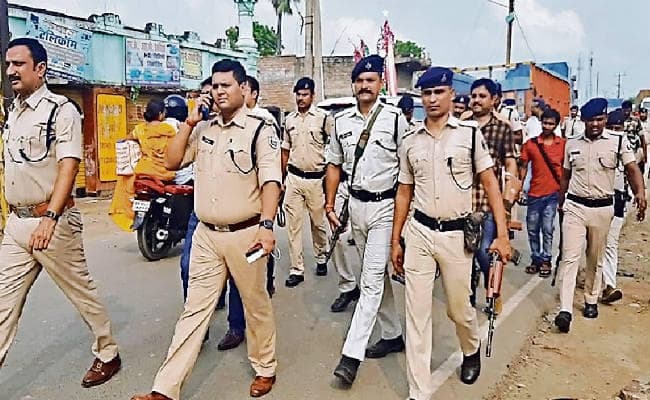 भागलपुर : ताजिया जुलूस में पथराव डीएसपी समेत तीन घायल