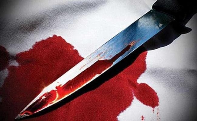 मामूली विवाद में चाकू से गोदकर चाचा की हत्या, चाची व भाई को भी किया घायल