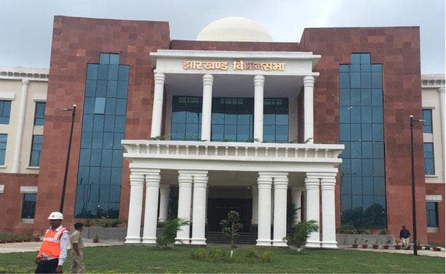 विधानसभा के नये भवन में विशेष सत्र, विधायकों ने की मोटर व्हीकल एक्ट में राहत की मांग