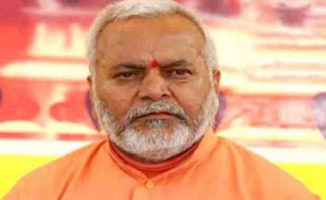 चिन्मयानंद मामला : पीड़िता ने कहा - सरकार चाहती है तो मैं मिट्टी का तेल छिड़ककर खुद को आग लगा लूंगी