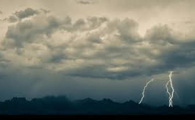 Jharkhand : पश्चिमी सिंहभूम में शुरू होने वाली है बारिश, वज्रपात की भी संभावना