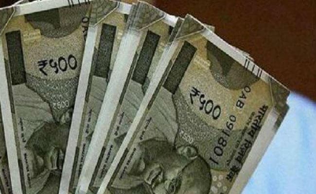 पटना : 1.27 लाख परिवारों के खातों में डाले गये 3-3 हजार रुपये, सीएम नीतीश कुमार ने किया शुभारंभ