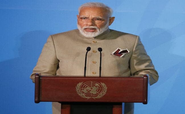 संरा में बोले PM मोदी- अक्षय ऊर्जा उत्पादन के लक्ष्य को दोगुना से अधिक 450 गीगावाट तक पहुंचायेंगे संरा में बोले PM मोदी- अक्षय ऊर्जा उत्पादन के लक्ष्य को दोगुना से अधिक 450 गीगावाट तक पहुंचायेंगे