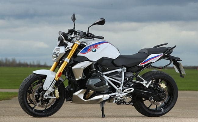 BMW लायी दो नयी धांसू मोटरसाइकिलें, कीमत 15.95 लाख से शुरू