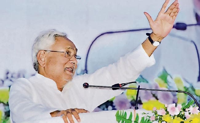 मुंगेर : गांव-गांव के तालाब और कुओं का कायाकल्प होगा, दो अक्तूबर से चलेगा अभियान : नीतीश