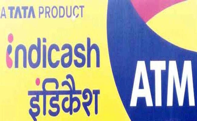 पश्चिम चंपारण : नरकटियागंज में ढाई लाख रुपये समेत एटीएम उखाड़ ले गये लिफ्टर