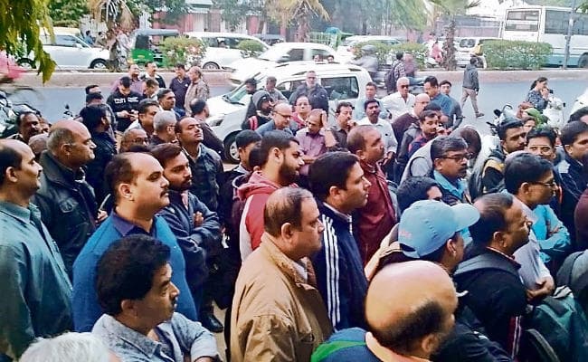 पटना : आठ को बैंकों में भी हड़ताल, किया प्रदर्शन