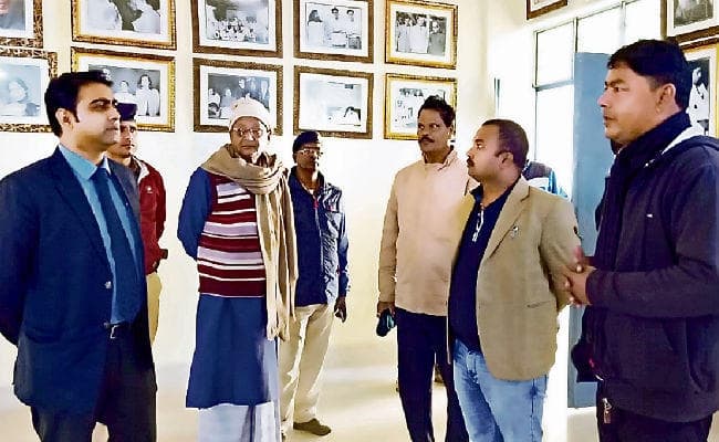 मचा हड़कंप : फणीश्वर नाथ रेणु के गांव में बने स्मृति भवन में चोरी