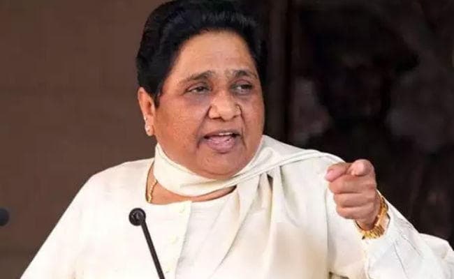 अखिलेश ने मायावती को ट्वीट करके दी जन्मदिन की बधाई, आया यह जवाब...