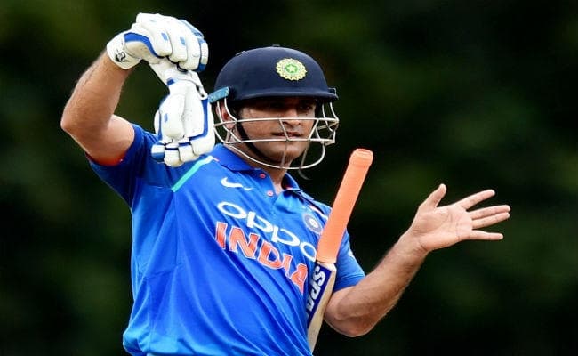 VIDEO : धौनी को BCCI Contract से बाहर होने का गम नहीं !, झारखंड रणजी टीम के साथ प्रैक्टिस में रहे व्यस्त