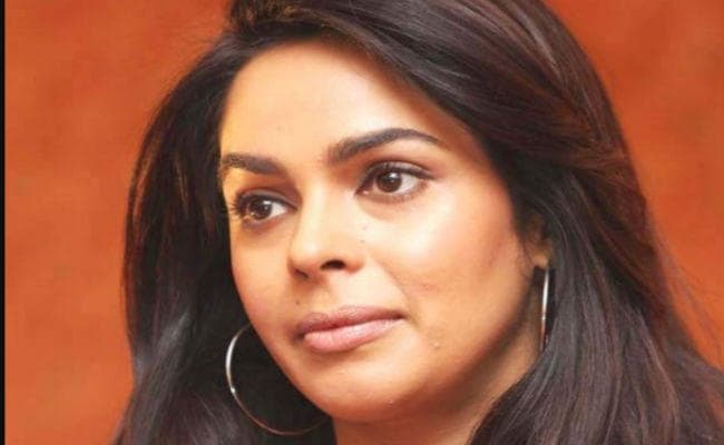 निर्भया के दोषियों को फांसी में हो रही देरी से भड़कीं मल्लिका शेरावत, कह दी ये बात