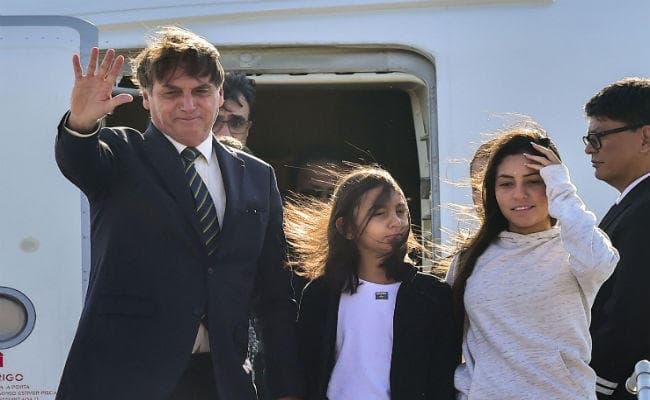 ब्राजील के राष्ट्रपति बोलसोनारो चार दिवसीय यात्रा पर भारत पहुंचे, 15 समझौतों पर होंगे हस्ताक्षर