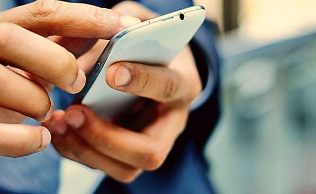 पटना : 70 करोड़ खर्च, सेविकाएं नहीं समझीं स्मार्टफोन