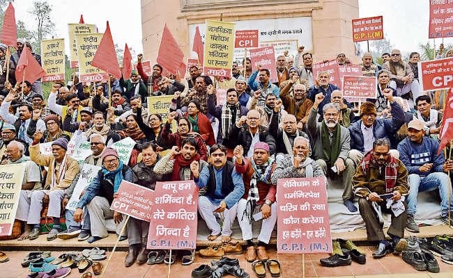 पटना : एनपीआर लागू करने पर आपत्ति है, तो नोटिफिकेशन क्यों: दीपंकर