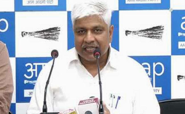 Delhi Election 2020: जानें, सीमापुरी के AAP विधायक राजेंद्र पाल गौतम के बारे में...