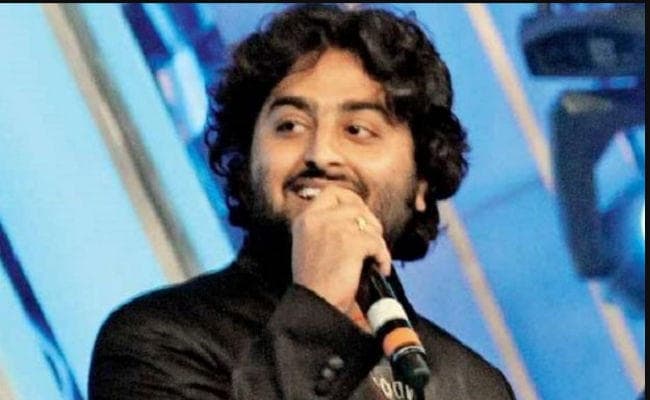 मशहूर गायक अरिजीत सिंह की मां का कोलकाता में निधन, कोरोना का चल रहा था इलाज मशहूर गायक अरिजीत सिंह की मां का कोलकाता में निधन, कोरोना का चल रहा था इलाज