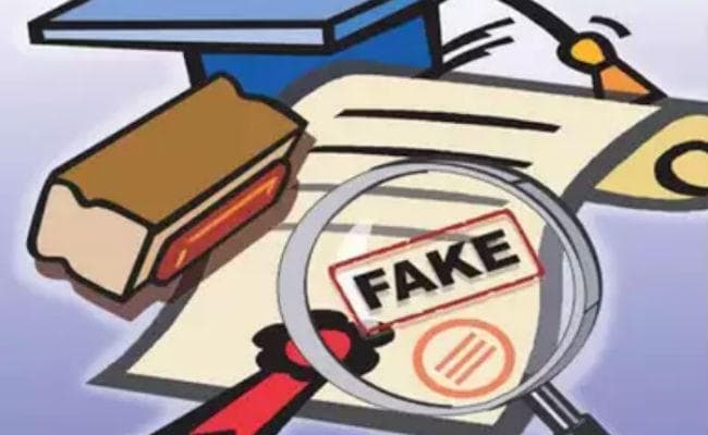 हाइस्कूलों में फर्जी डिग्री पर नियुक्त हुए संगीत शिक्षक हटाये जायेंगे