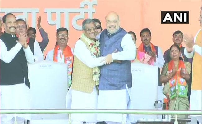 Babulal Marandi Back In BJP: 14 рд╕рд╛рд▓ рдмрд╛рдж рднрд╛рдЬрдкрд╛ рдореЗрдВ рд╣реБрдИ рдмрд╛рдмреВрд▓рд╛рд▓ рдорд░рд╛рдВрдбреА рдХреА рд╡рд╛рдкрд╕реА, рдЕрдорд┐рдд рд╢рд╛рд╣ рдиреЗ рдХрд╣рд╛, рдкрд╛рд░реНрдЯреА рдФрд░ рдордЬрдмреВрдд рд╣реБрдИ