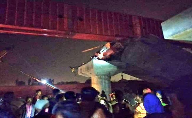 मालदा में पुल ढहने के लिए भाजपा-टीएमसी ने एक-दूसरे को बताया जिम्मेदार