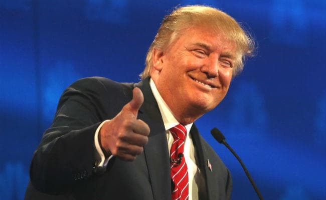 Namaste Trump India Visit: भारत यात्रा के दौरान डोनाल्ड ट्रंप को भेंट की जाएगी बापू की आत्मकथा, फोटो-चरखा भी उपहार में मिलेगा