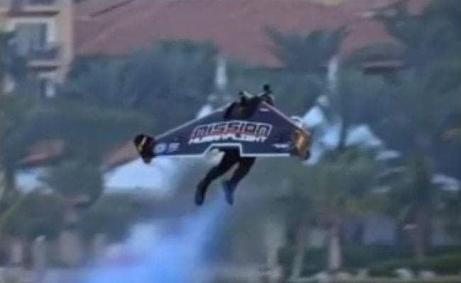 6,000 फीट की ऊंचाई से इस शख्स ने भरी उड़ान, फटी की फटी रह गयी सबकी आंखें, वीडियो वायरल