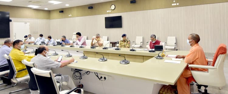 चुनावी साल में 3 लाख लोगों को बड़ी राहत, योगी सरकार ने कोरोना के दौरान दर्ज इन मुकदमों को लिया वापस