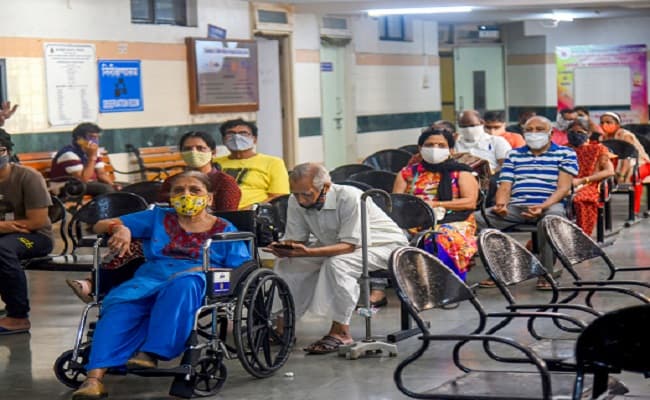 Bihar Corona Update: कहीं 1 तो कहीं 4, बिहार के 15 जिलों में अब 10 से भी कम मिले कोरोना पॉजिटिव, देखें आंकड़ा