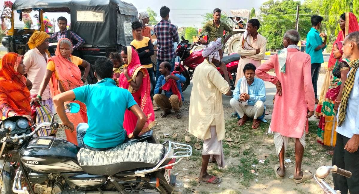 Araria: ससुर के साथ बहू का था अवैध संबंध, विरोध करने पर सोये अवस्था में सास को मौत के घाट उतारा Araria: ससुर के साथ बहू का था अवैध संबंध, विरोध करने पर सोये अवस्था में सास को मौत के घाट उतारा