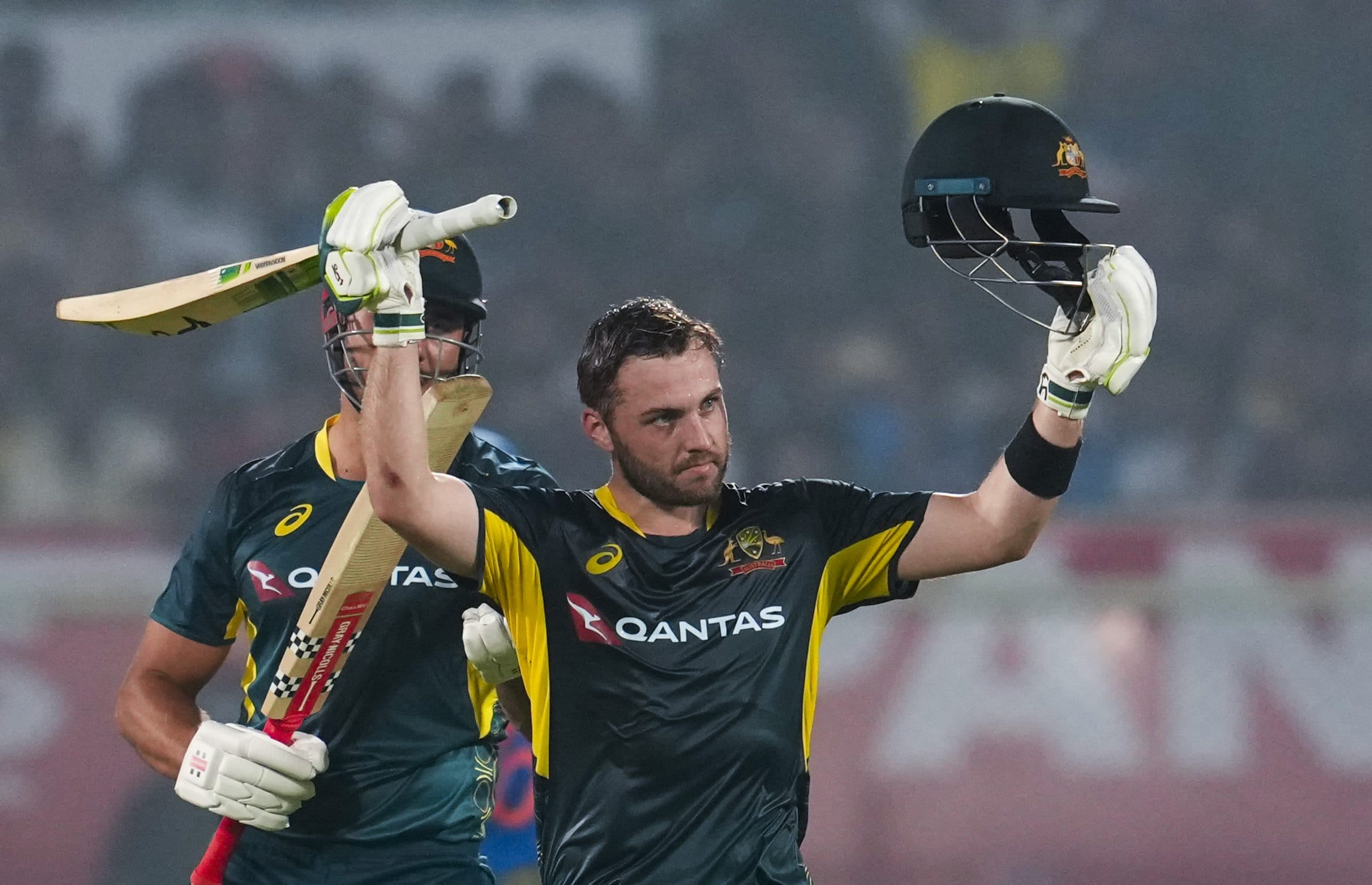 IND vs AUS T20: जोश इंग्लिस ने 47 गेंद पर जड़ दिया शतक, ग्लेन मैक्सवेल के रिकॉर्ड की बराबरी की