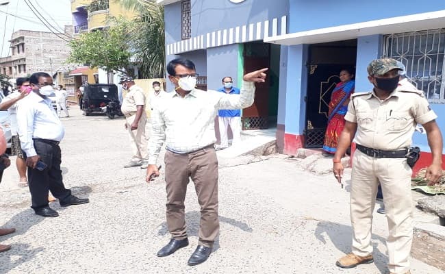 कहलगांव में कोरोना संदिग्ध युवक की मौत, परिजन, दो डाक्टर, कंपाडर सहित नौ लोगों को सैंपल के लिए भेजा गया सदर अस्पताल