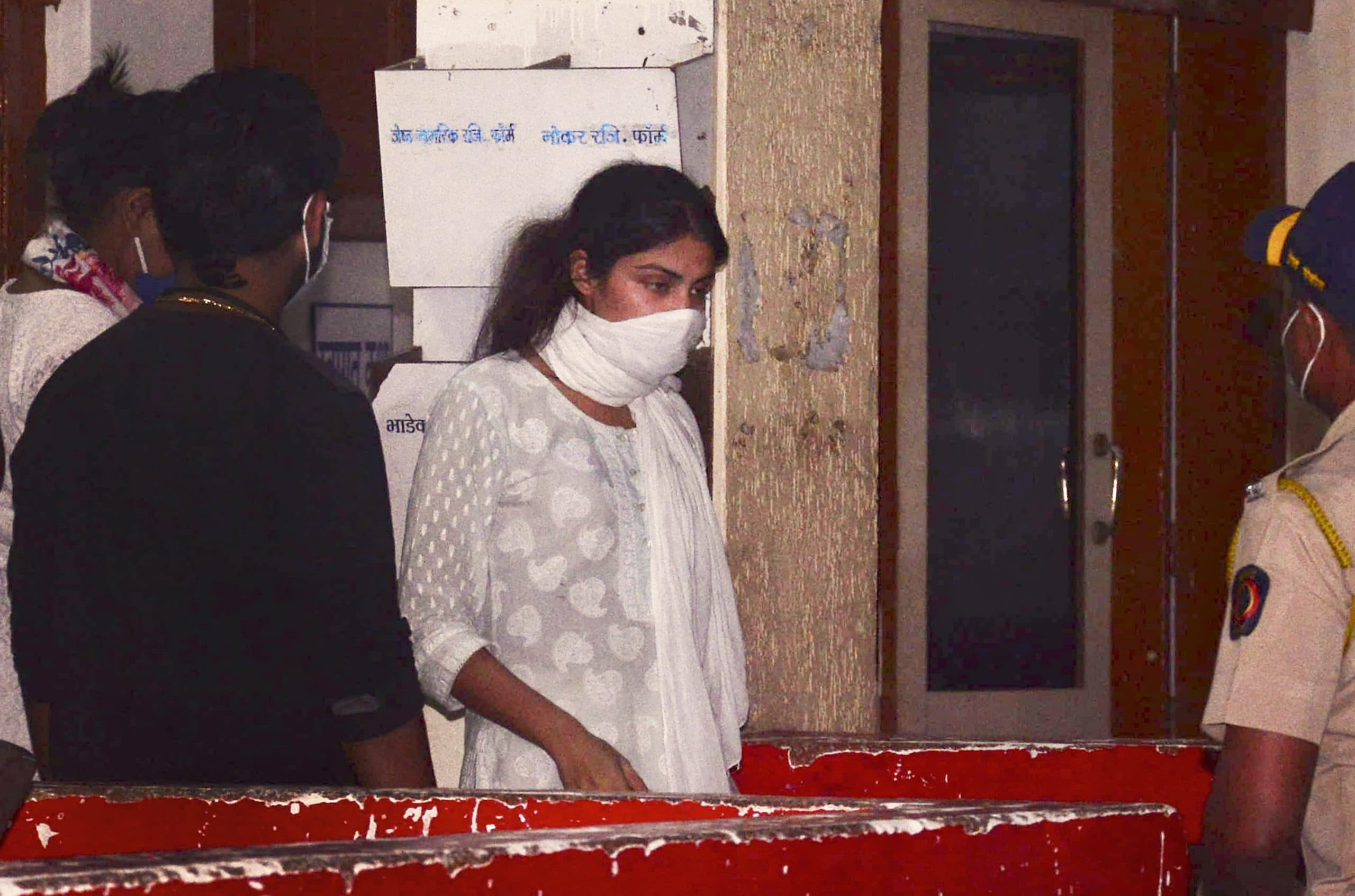 सबसे बड़ी ‘मिस्ट्री’ से उठेगा पर्दा, रिया चक्रवर्ती समेत इनका हो सकता है पॉलीग्राफ टेस्ट