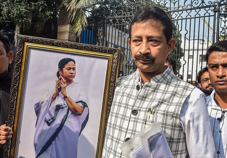 राजीव बनर्जी भी तृणमूल में शामिल होंगे! टीएमसी के राज्य महासचिव से कोलकाता में हुई लंबी मुलाकात