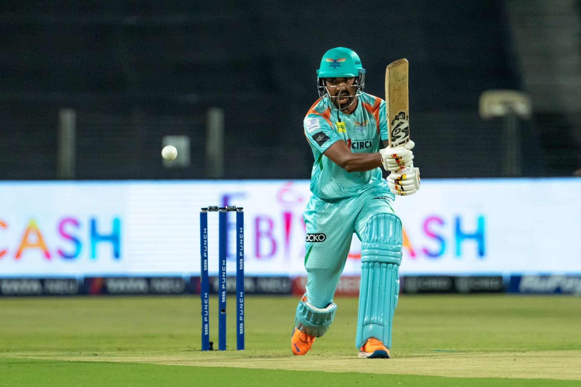 IPL 2022 : जीत के बाद भी बल्लेबाजों पर क्यों भड़के लखनऊ सुपर जायंट्स के कप्तान केएल राहुल ? IPL 2022 : जीत के बाद भी बल्लेबाजों पर क्यों भड़के लखनऊ सुपर जायंट्स के कप्तान केएल राहुल ?