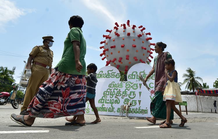 Coronavirus Lockdown : इन शर्तों के आधार पर ही मजदूरों, छात्रों की होगी घर वापसी, यहां देखें MHA का पूरा गाइडलाइन