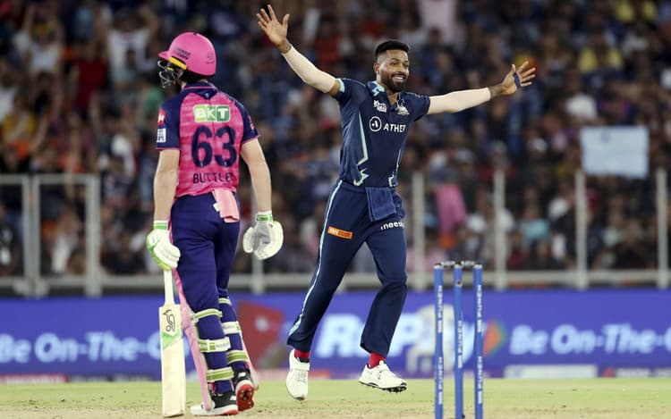 IPL 2022: जोस बटलर ने आउट होने के बाद गुस्से में फेंका अपना हेलमेट, सोशल मीडिया पर VIDEO वायरल