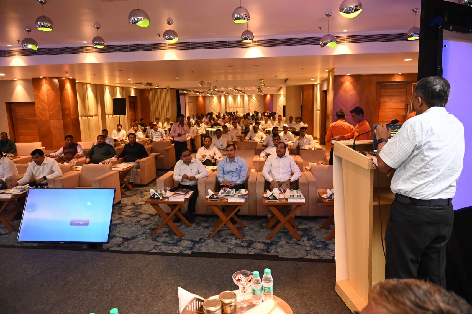 बिहार में लोकसभा चुनाव की तैयारी शुरू, कल से जिलों में शुरू होगी इवीएम की जांच