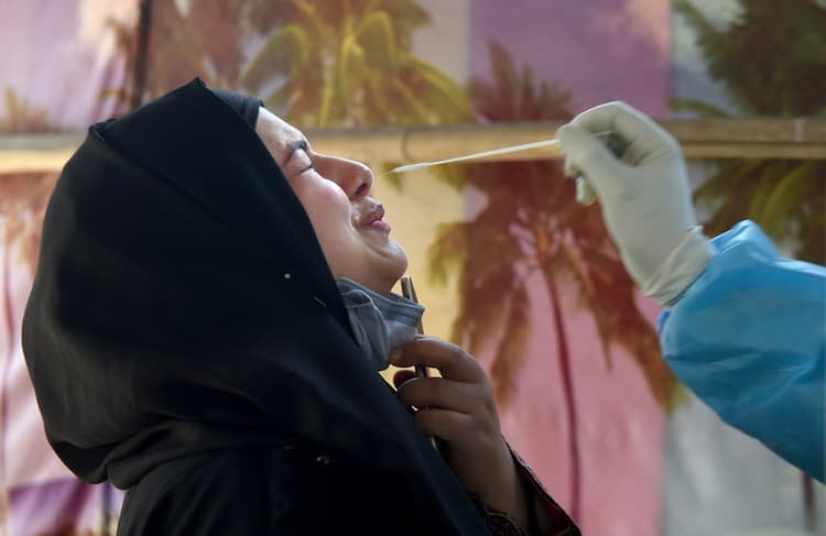 पटना में पांच महीने बाद एक दिन में 100 से अधिक मिले नये कोरोना मरीज, बिहार में आंकड़ा पहुंचा 211