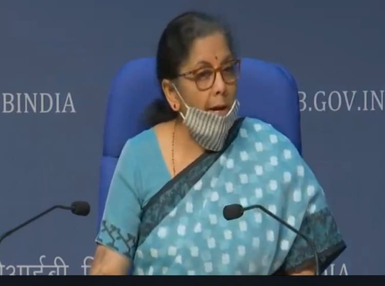 आपके घर बिजली आती रहे, इसके लिए 90 हजार करोड़ का आर्थिक पैकेज