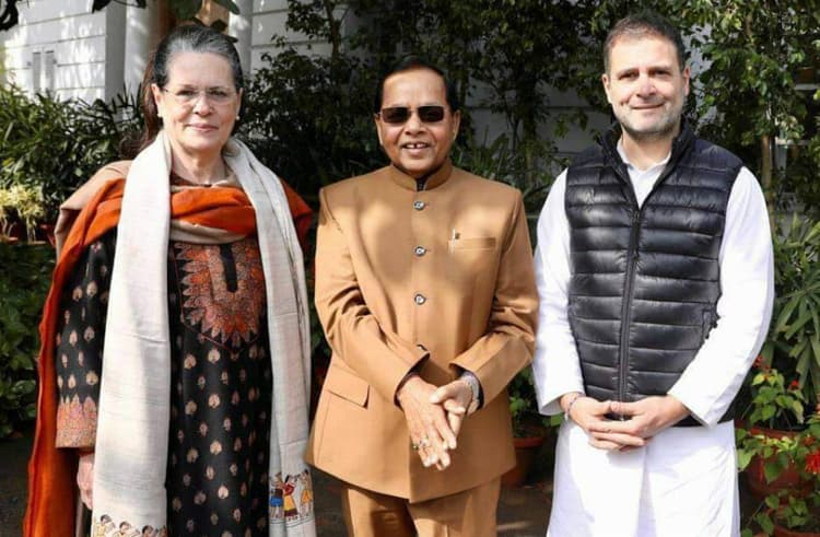 नहीं रहे कांग्रेस के वरिष्ठ नेता राजेंद्र सिंह, जानें उनके राजनीतिक सफर के बारे में...