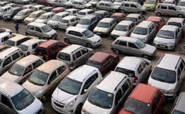 Sarkari Naukri: рдЖрдЧрд░рд╛ рдХреЗ рд▓рд╛рднрд╛рд░реНрдерд┐рдпреЛрдВ рдХреЛ рдХреЗрдВрджреНрд░ рдХреЗ рдкрд╛рдВрдЪ рд╡рд┐рднрд╛рдЧреЛрдВ рдиреЗ рджрд┐рдпрд╛ рдиреМрдХрд░реА, рдирд┐рдпреБрдХреНрддрд┐ рдкрддреНрд░ рдкрд╛рдХрд░ рдЦрд┐рд▓ рдЙрдареЗ рдЪреЗрд╣рд░реЗ