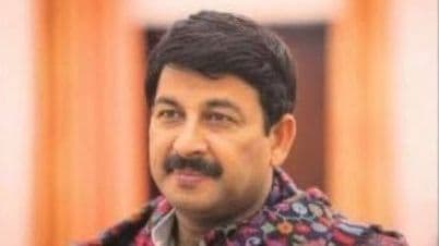 Bhojpuri News: भोजपुरी अभिनेता मनोज तिवारी की एक गाने से चमकी थी किस्मत, जानिए क्यों रचाई थी दूसरी शादी Bhojpuri News: भोजपुरी अभिनेता मनोज तिवारी की एक गाने से चमकी थी किस्मत, जानिए क्यों रचाई थी दूसरी शादी