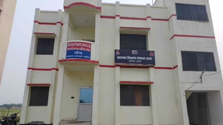 अरविंद केजरीवाल ने युवराज सिंह से कहा, Together, we shall overcome