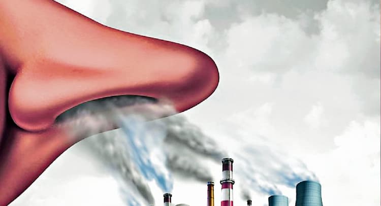 वायु प्रदूषण का गहराता खतरा