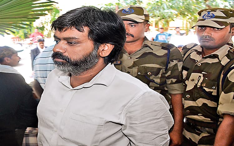 झारखंड : एक दिन के पुलिस रिमांड पर आलोक रंजन, ईडी को बीरेंद्र राम के लिए कमीशन के मिले कई नये सबूत