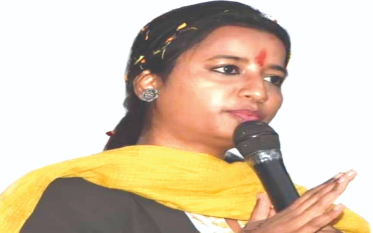 विधायक अंबा प्रसाद व योगेंद्र साव समेत 20 ठिकानों पर रांची व हजारीबाग में हुई रेड में ईडी को मिले थे 35 लाख कैश व नकली स्टांप