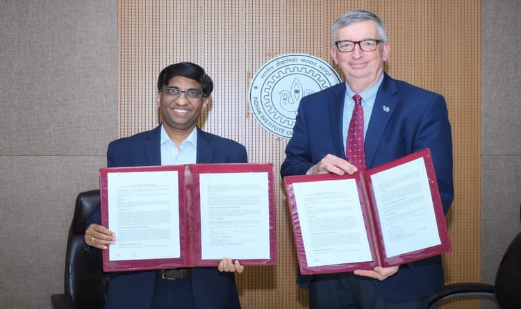IIT कानपुर और अमेरिका बफेला यूनिवर्सिटी मिलकर करेंगे शोध, इलाज को आसान बनाने के लिए बनायेंगे उपकरण