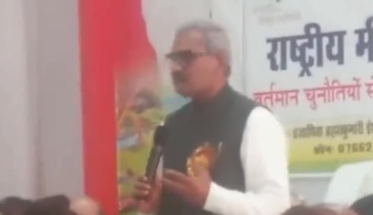 भाजपा सांसद जर्नादन मिश्रा का विवादित बयान, 'सरपंच ने 15 लाख का भ्रष्टाचार किया है तो मेरे पास शिकायत मत लाओ'