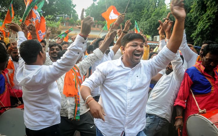 By Election Result: 7 सीटों पर हुए उपचुनाव में 4 पर जीती BJP, कांग्रेस को झटका, एक पर उद्धव गुट का कब्जा